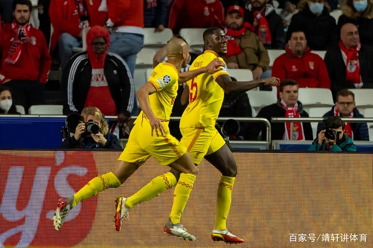 包含利物浦险胜本菲卡，贝尔乌龙送礼德甲的词条