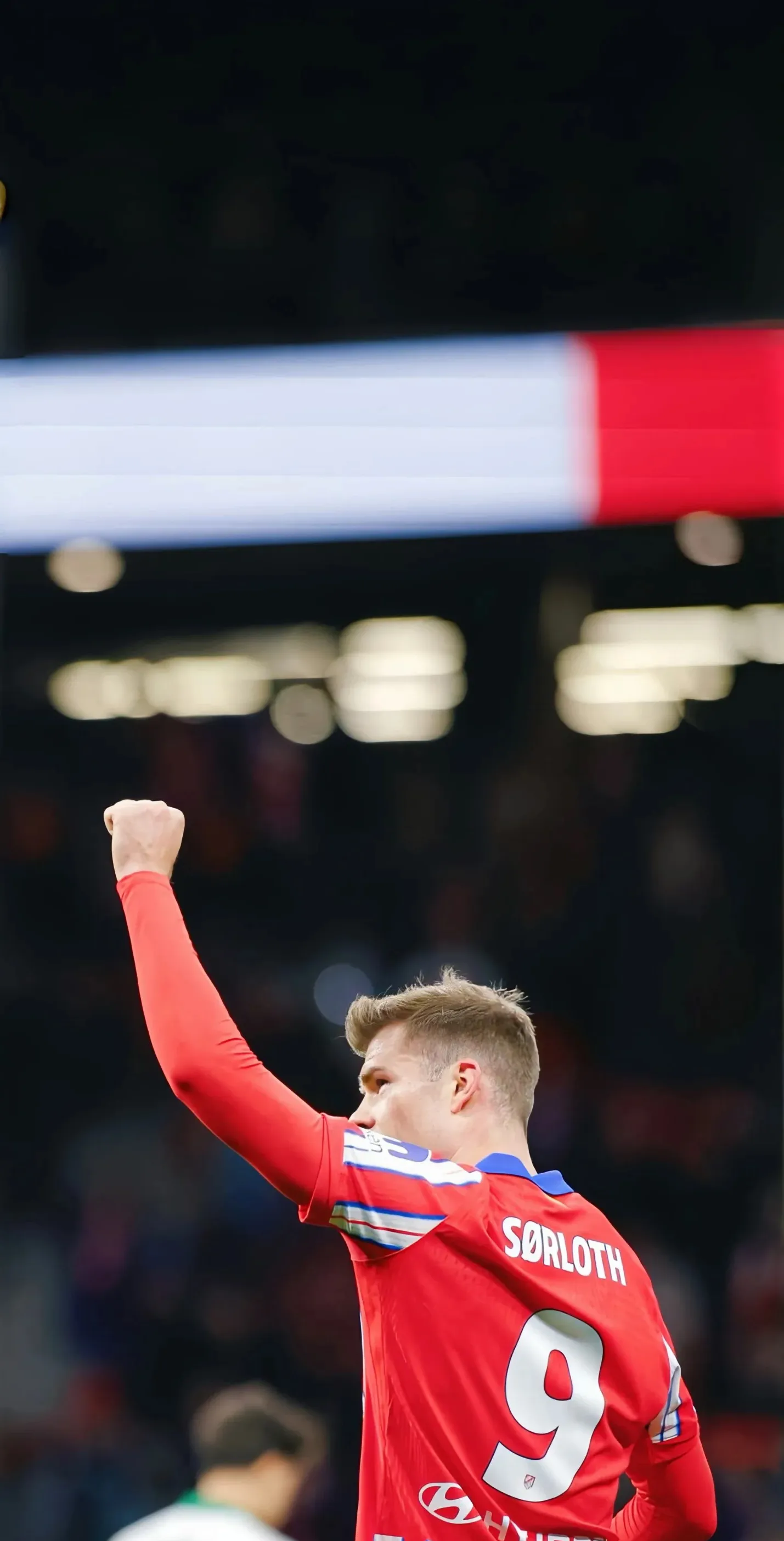 马竞绝杀AC米兰，莫德里奇扑点救主意甲的简单介绍