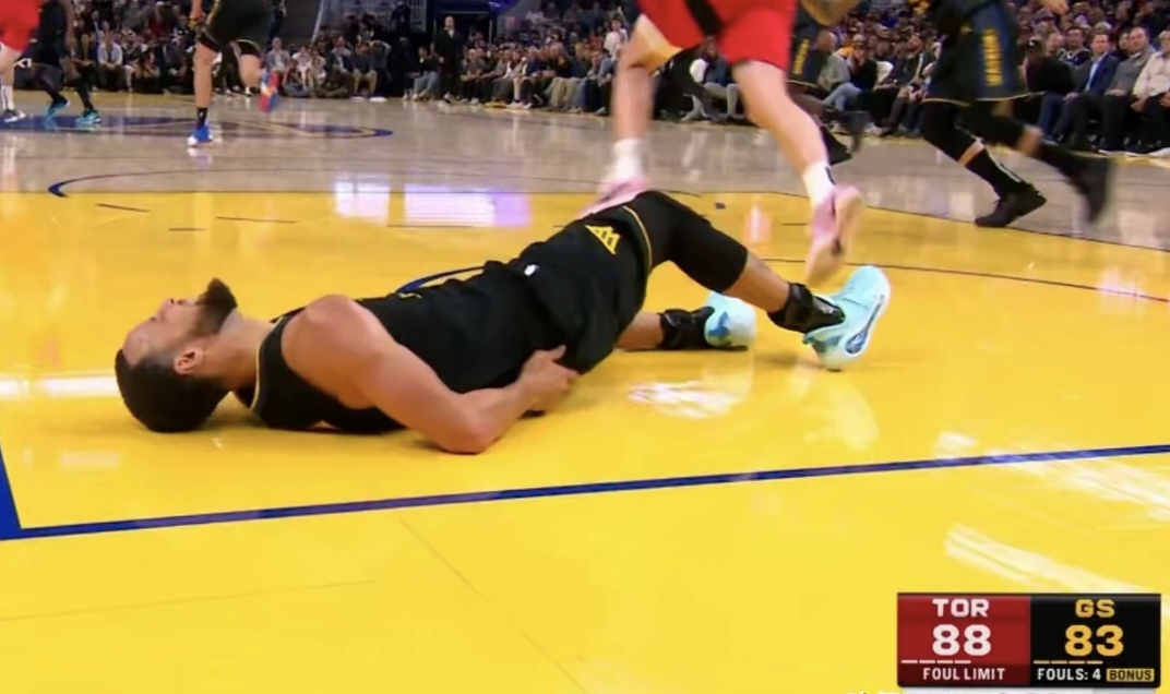 开云平台-猛龙横扫阿根廷男篮，哈里斯送出助攻