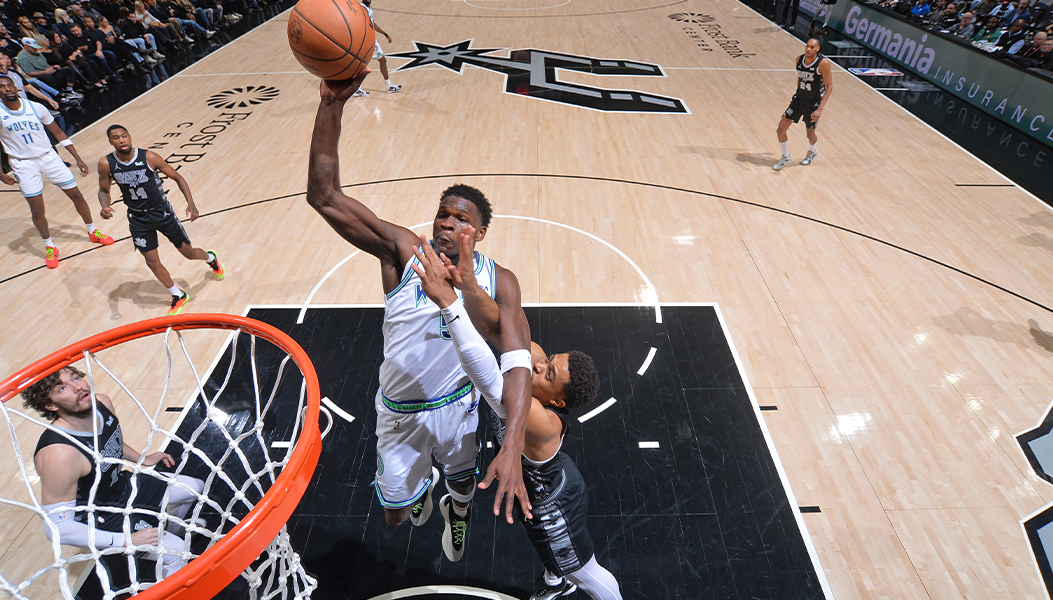 瑞典队险胜日本队，张继科状态火热