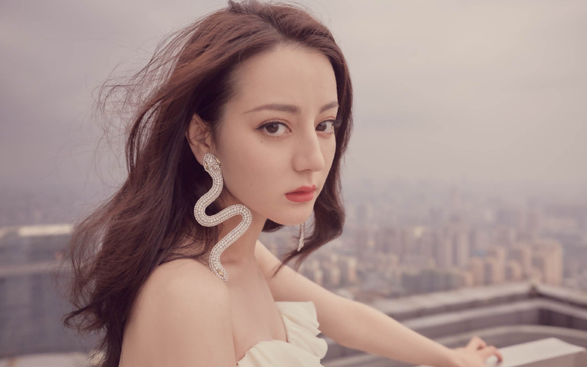 开云体育-体育无国界，当卡塔尔的稳健遇上久保建英的速度艺术