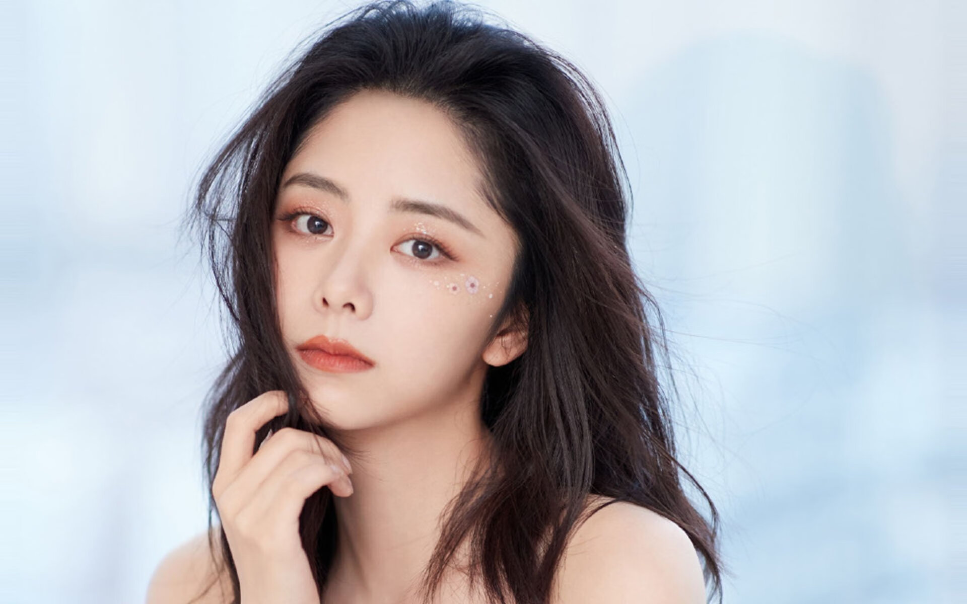 伊萨克导演南美风暴,友谊赛之夜,瑞典人让梅西沉默